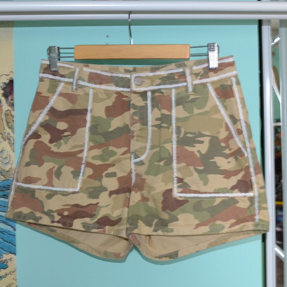 Camo Print Denim Short Shorts